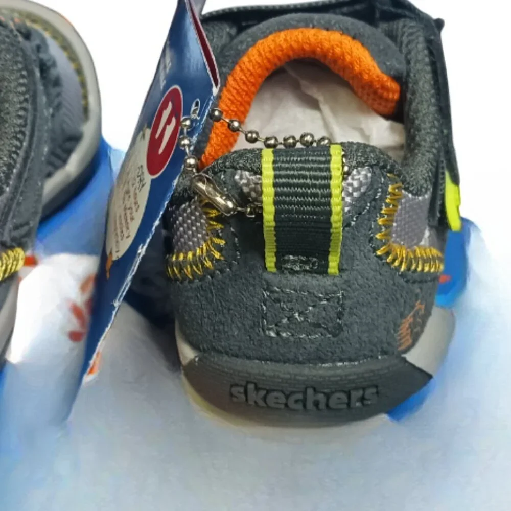Skechers Baby Boys' Flex Play-Easy Pick Sneaker Charcoal/Grey 4 Medium Toddlers